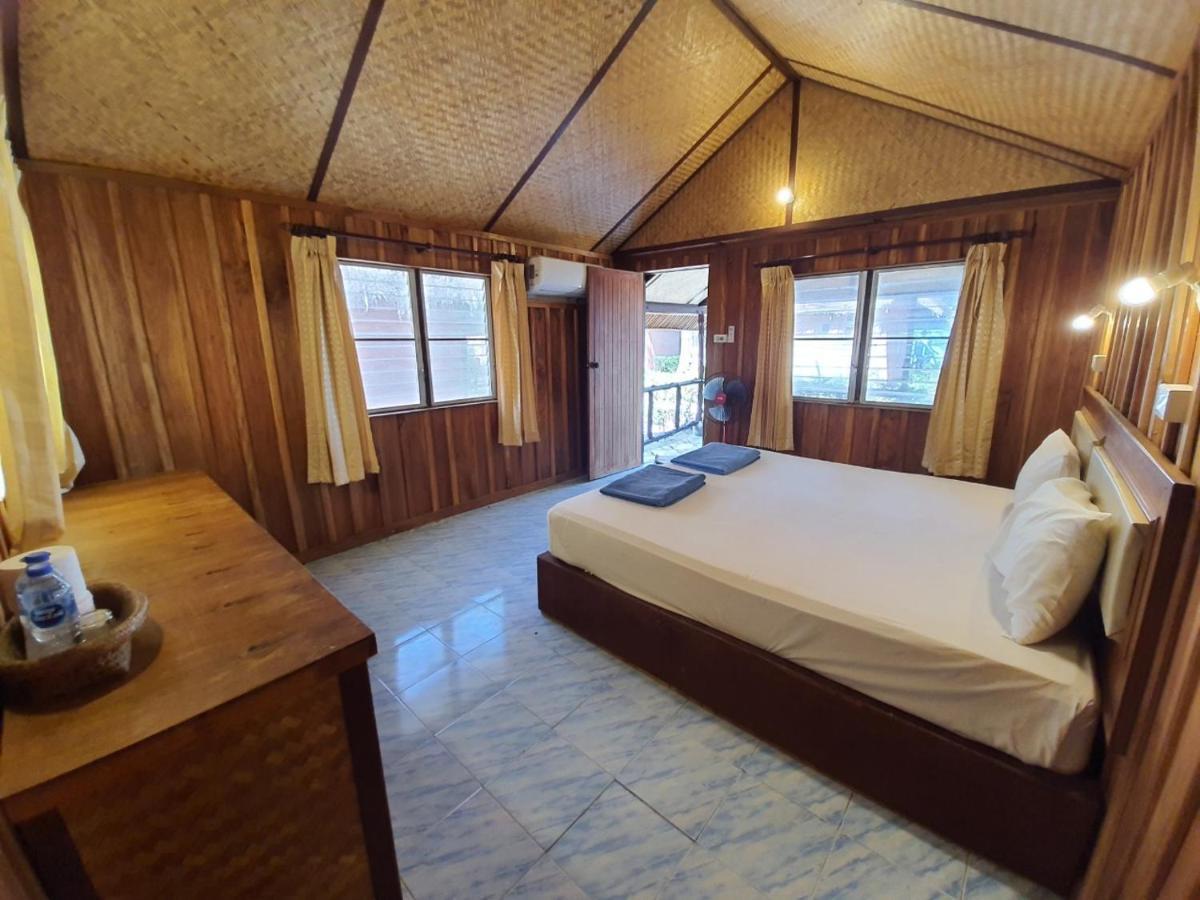 Kradan Beach Resort Екстер'єр фото